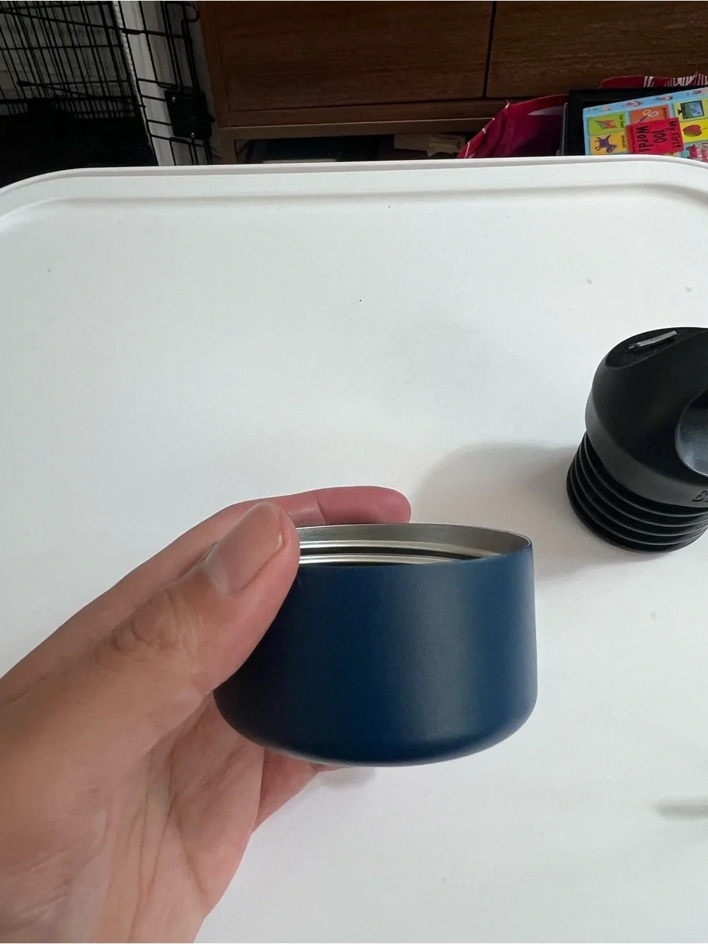 BottleKeeper Standard 2.0 in a sleek, matte powder-coated blue finish